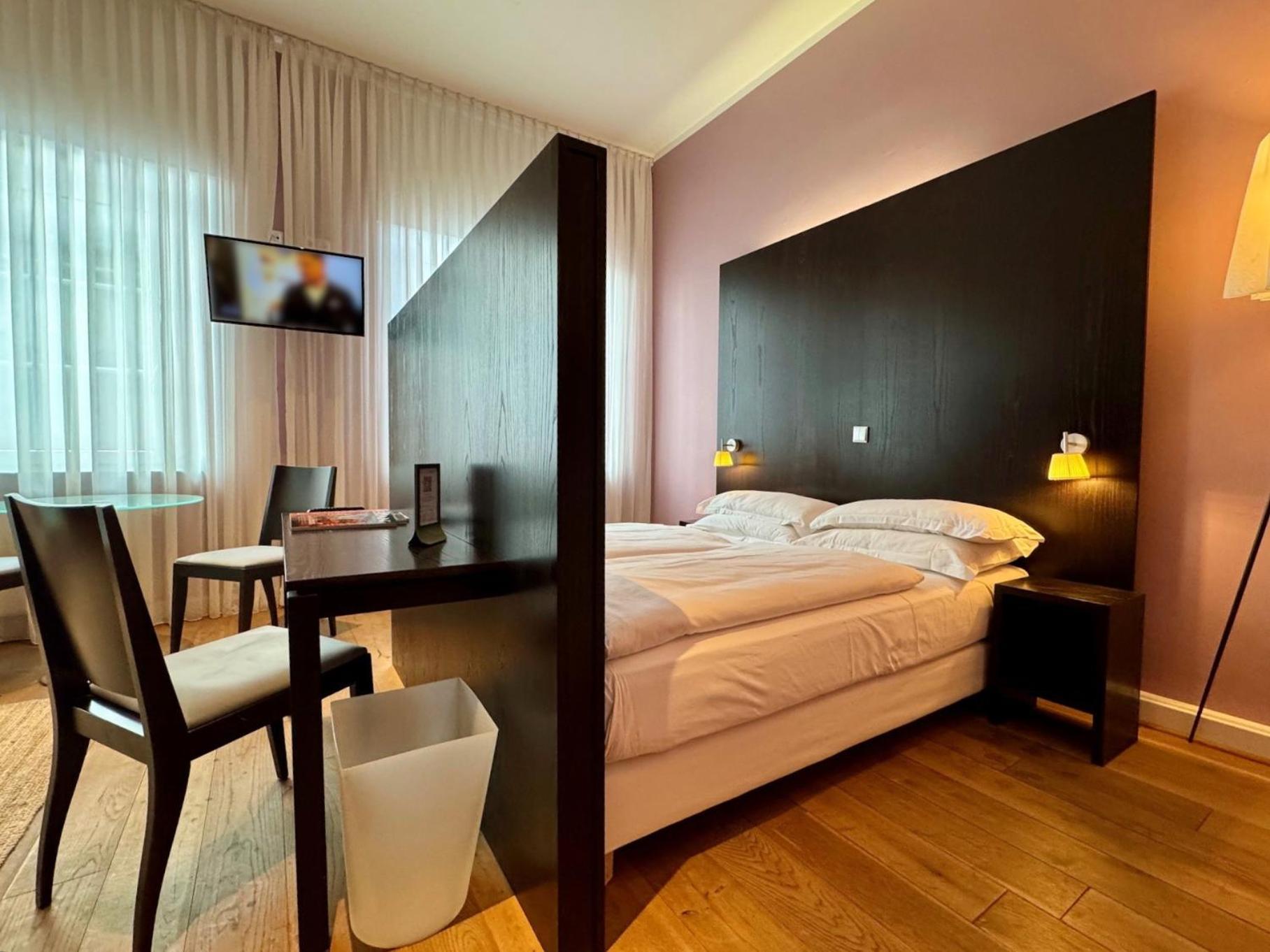 The New Yorker Hotel Koeln-Messe Zewnętrze zdjęcie