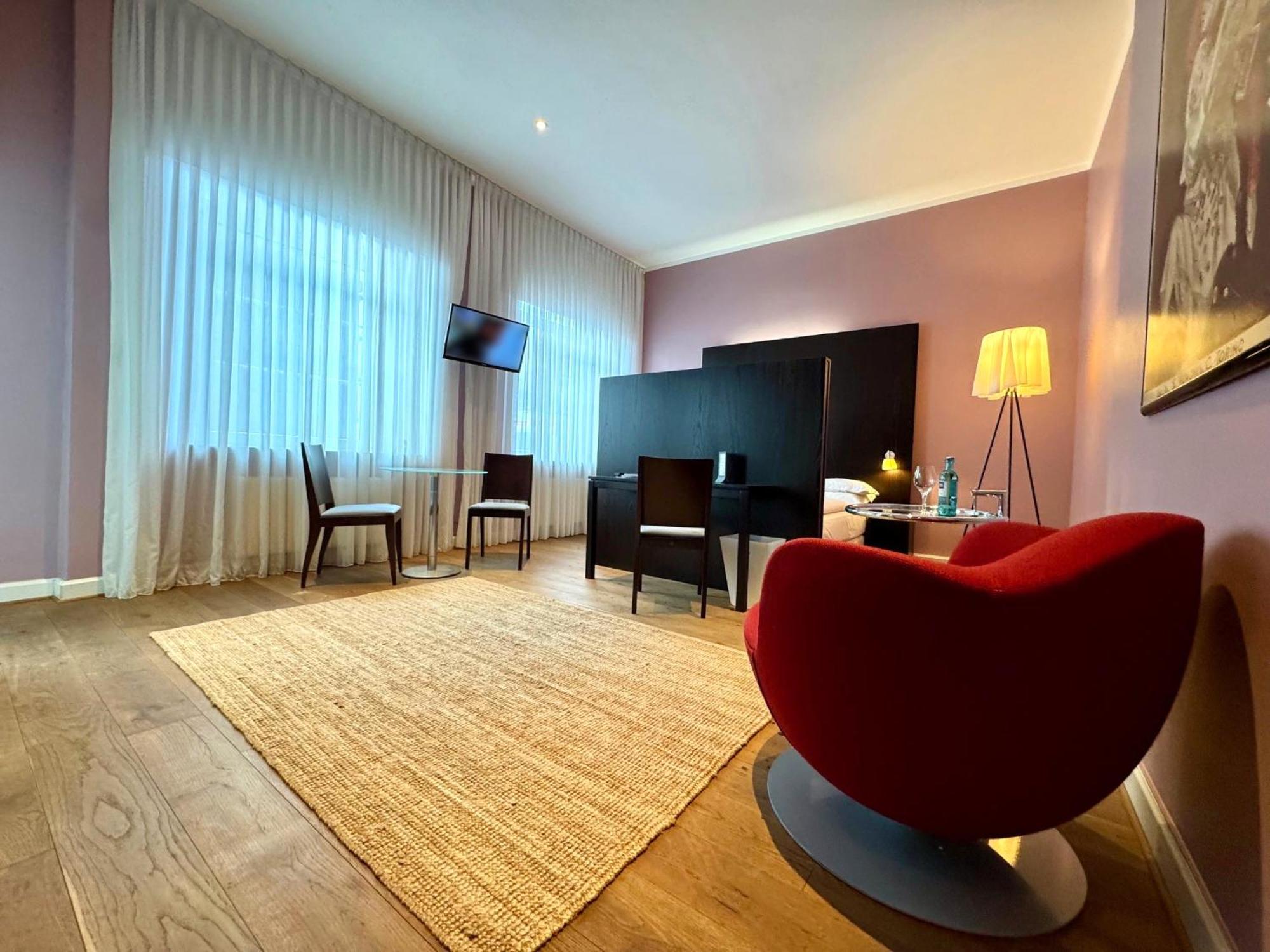 The New Yorker Hotel Koeln-Messe Zewnętrze zdjęcie